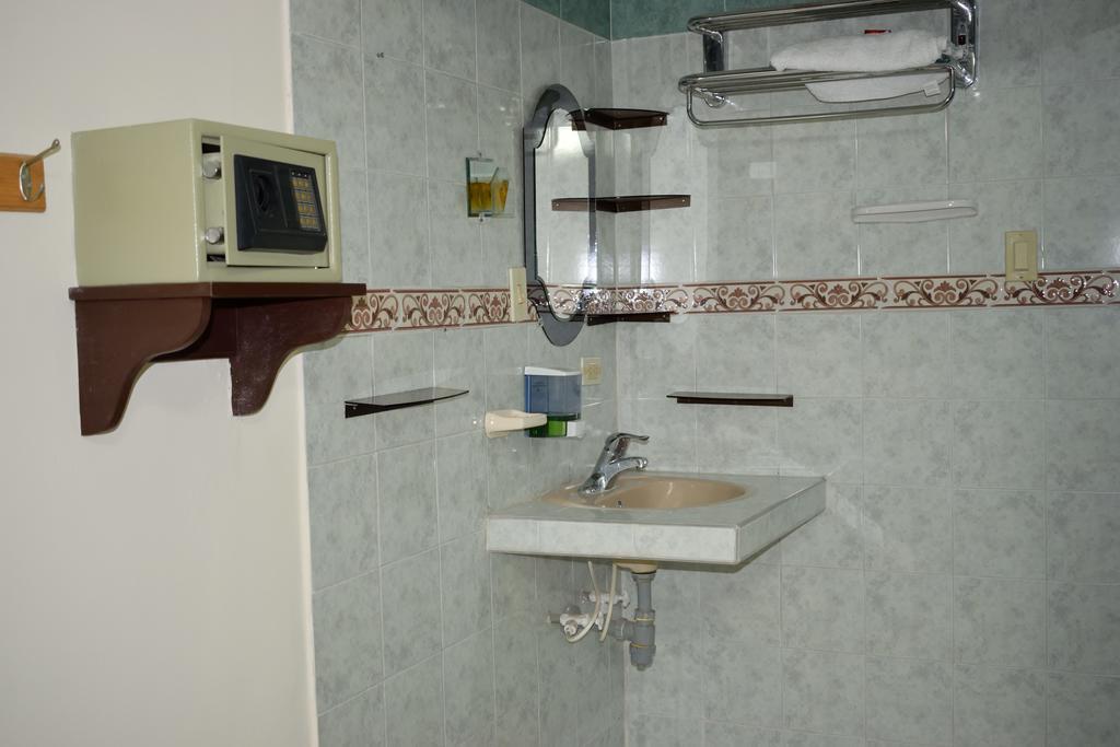 Cafe Inn Casa Hotel Монтенегро Экстерьер фото