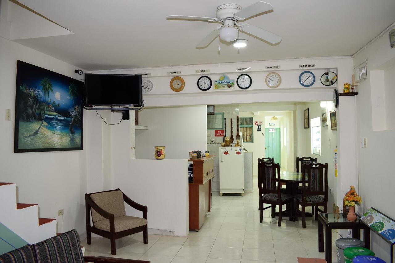 Cafe Inn Casa Hotel Монтенегро Экстерьер фото